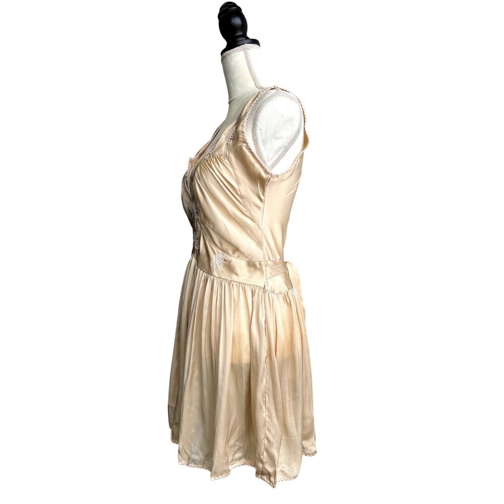 Chasing Unicorns Bnwt Vintage-Inspired Embroidered Silk Dress Size S — image 8 of 8